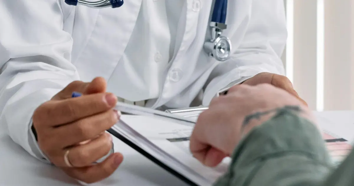 Farmacista descrive gli esami disponibili